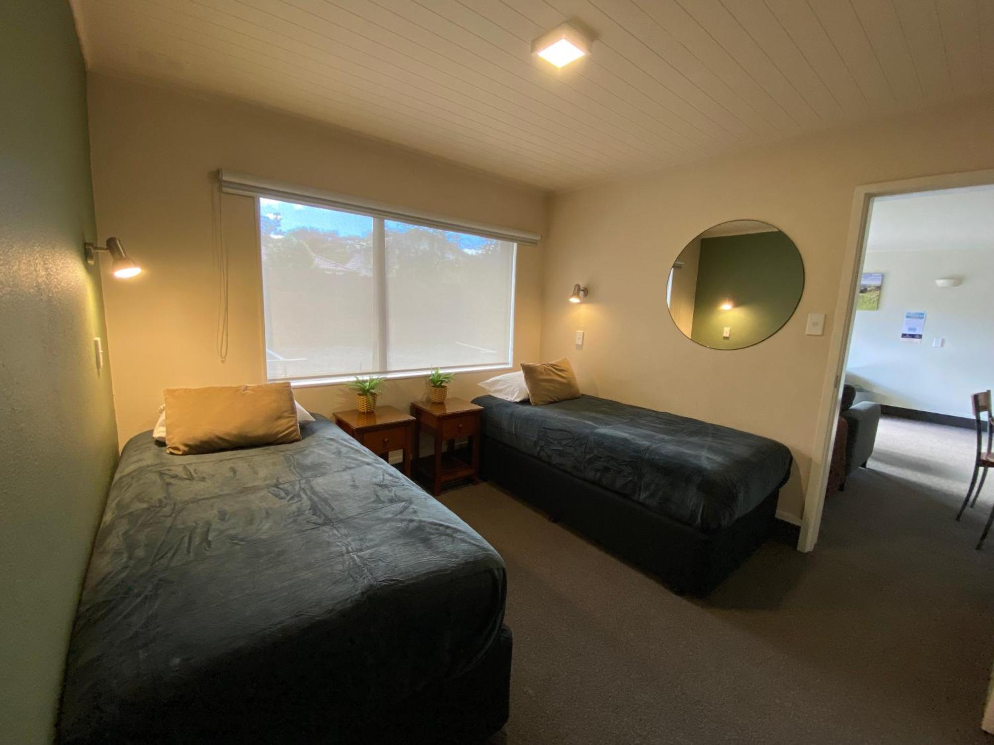 Commodore Motel Dunedin Luaran gambar