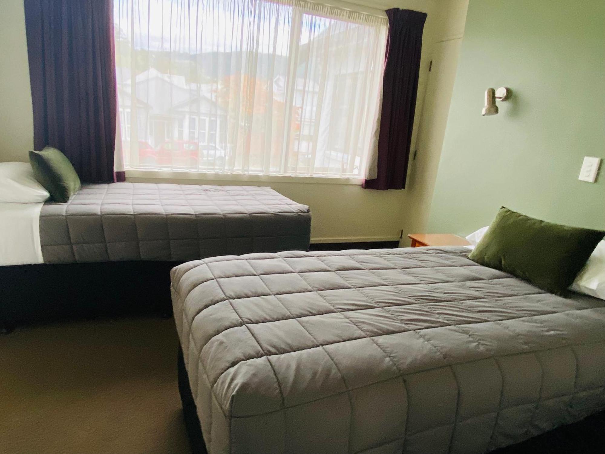 Commodore Motel Dunedin Luaran gambar