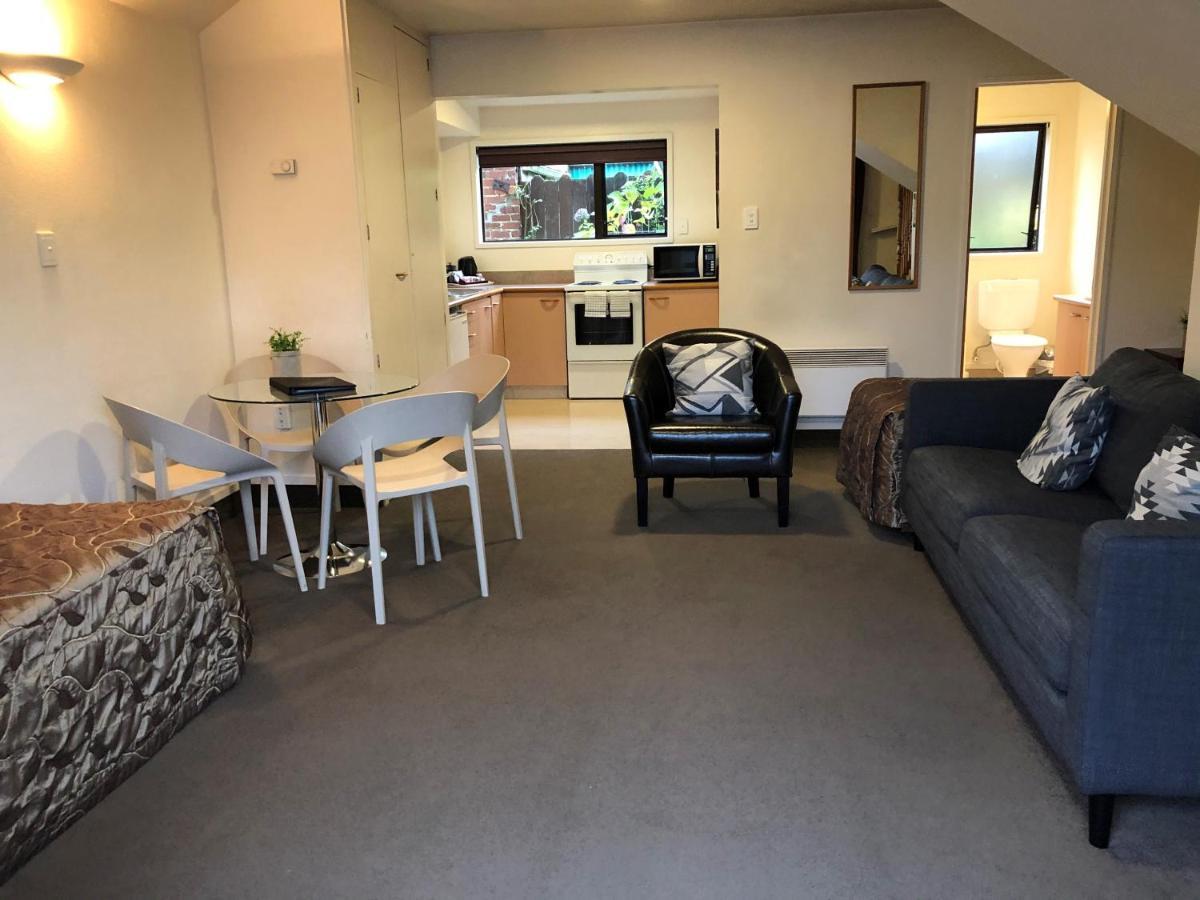 Commodore Motel Dunedin Luaran gambar